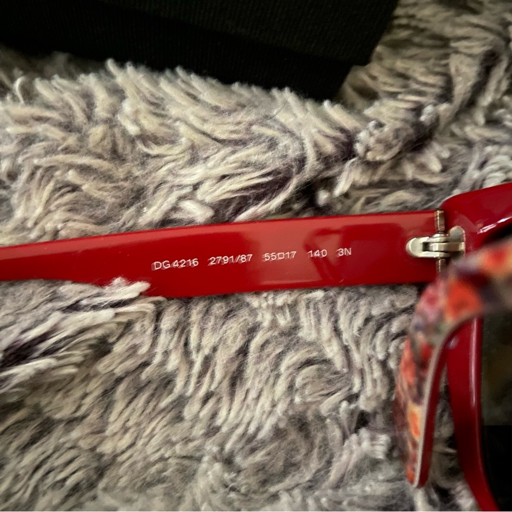 Dolce & Gabbana Red and Black Sunglasses Floral Design - Picture 6 of 8